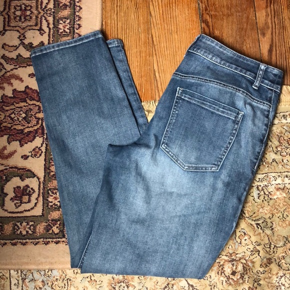 CHICOS size 8 (1/M) Platinum Ultimate Fit Jean EU - Picture 3 of 8